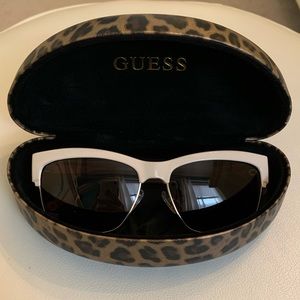 Guess vintage sunglasses